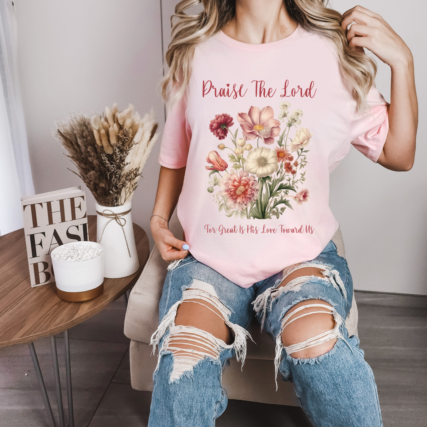 Womens cute christian shirt praise the lord